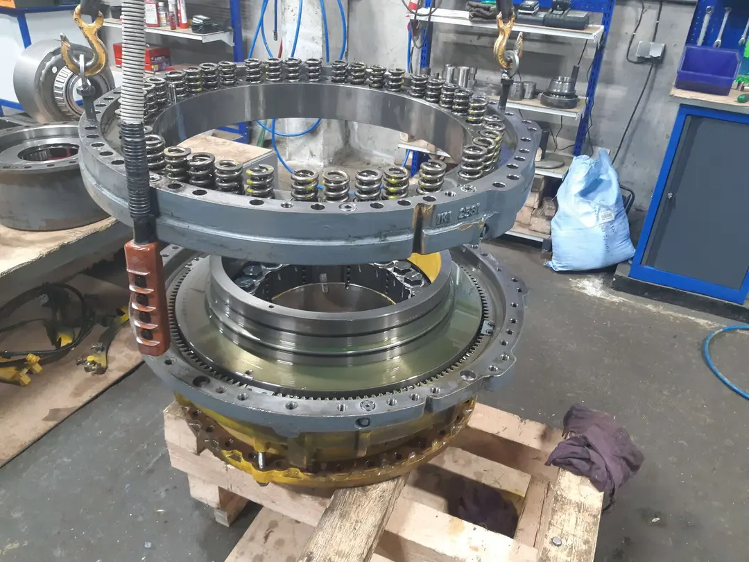Final drive repair