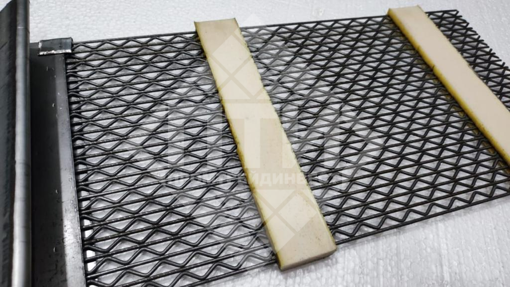 Harp-stringed sieves