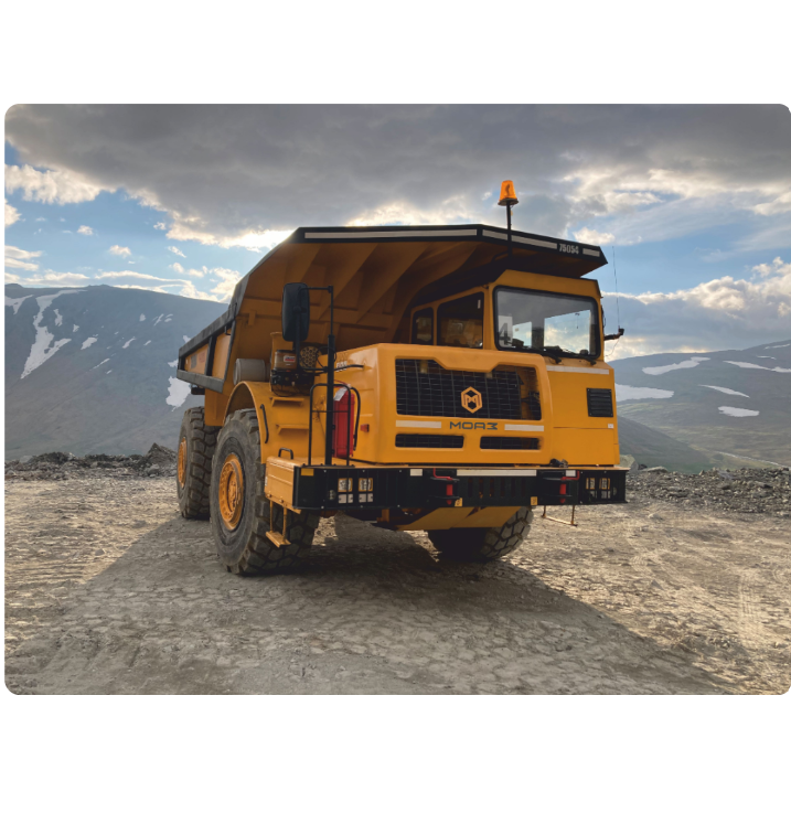 MoAZ-75054-40 dump truck