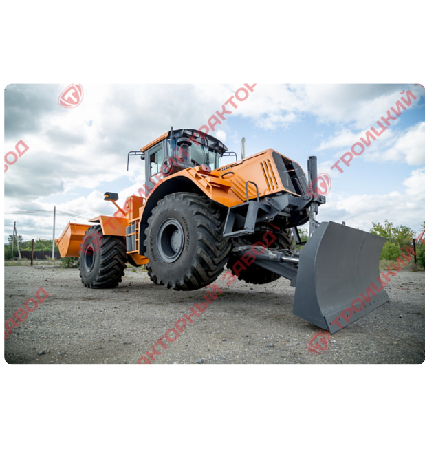 Tractor-tractor "STANISLAV-704" station wagon